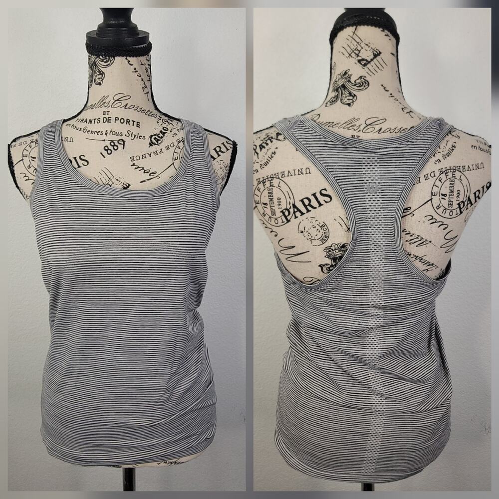 Lululemon Swiftly Tank Top Womens 6 Run Tech Racerback Gray Striped Athleisure
